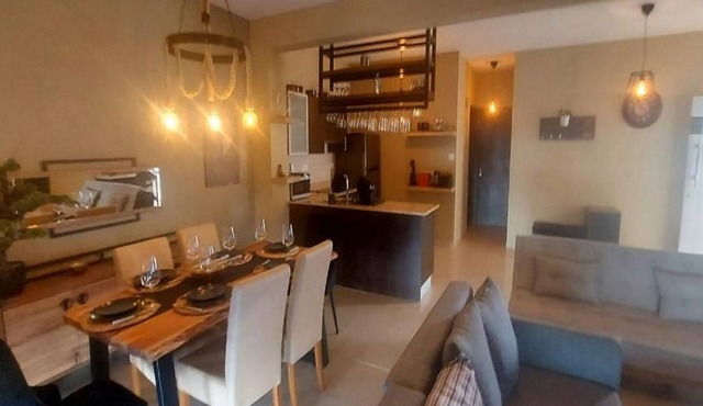 Paramount Gardens Resorts C201
