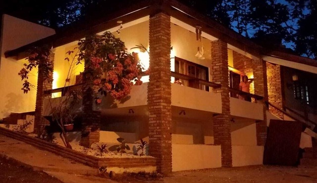 Peaceful Cabin, in Alpes Dominicano security 24/7, very nice weather.