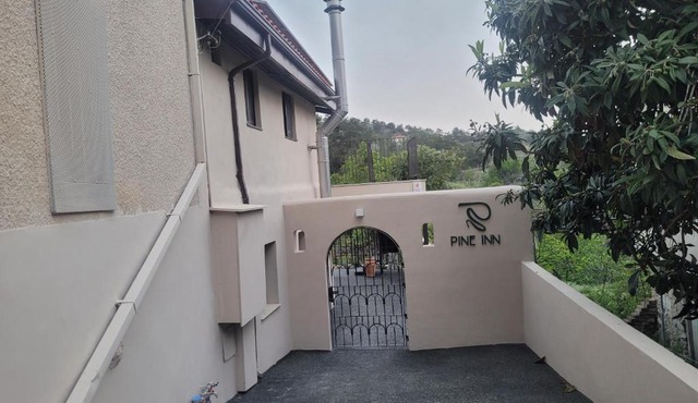 Pine Inn