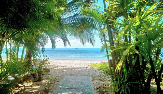 Private Pool Duplex in Villa Resort, a short walk to beautiful Bang Por Beach in Ko Samui