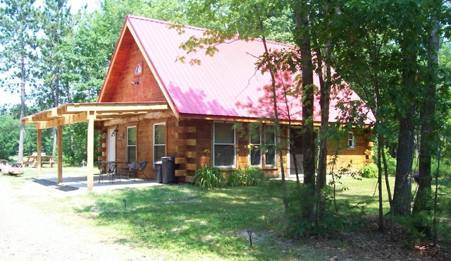 Private Red Roof Cabin - Rustic Log Cabin In The Woods!