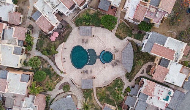 Private Villa in Gated Community Pet-Friendly