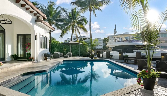Private Waterfront Luxury Villa | Resort-Style Living & Privacy