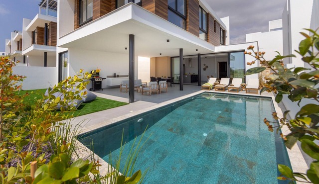 Protaras Aqua Pearl Villa 9