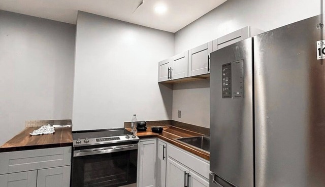 Quaint 2-bedroom apartment in charming city of Troy in Troy