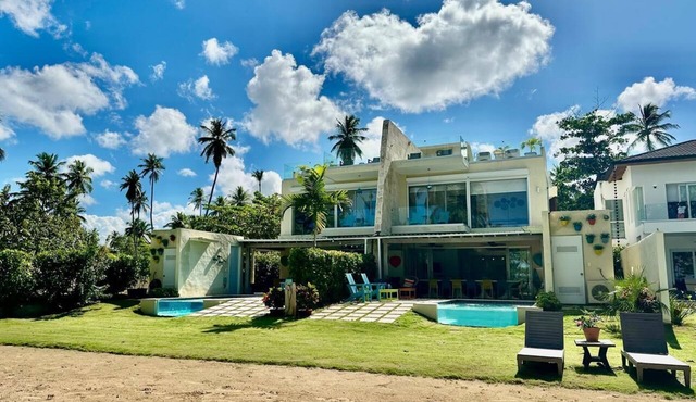 Relaxing Beachfront Villa in Portillo Las Terrenas w/optional 6 or 3 bedrooms in Las Terrenas