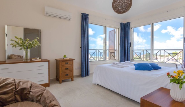 Resitour - Perneri Villas