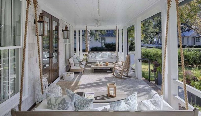 River View Home w/Spacious Porch & Guest Cottage in Bluffton