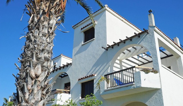 Room-one Bedroom Apartment - Just 800 m