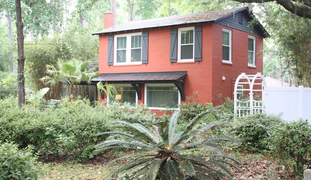 Savannah Whitemarsh Island Cottage on Private Riverfront Estate with Dock
