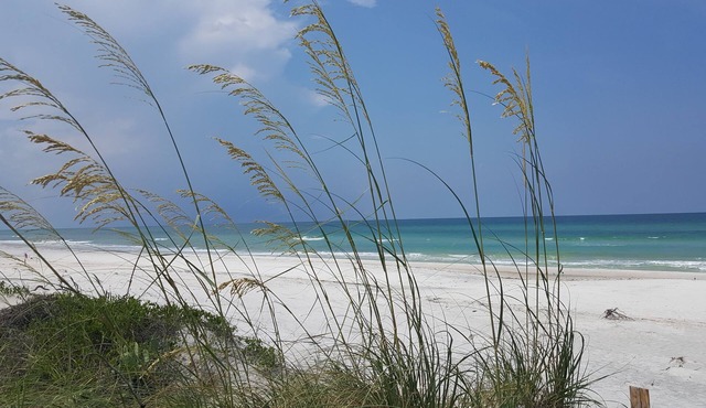 Saylor's Sunset RV Lot Beautiful Gulf and Bayfront View w/Deeded Beach Access