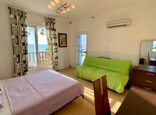 Sea Front Villa Ekaterina