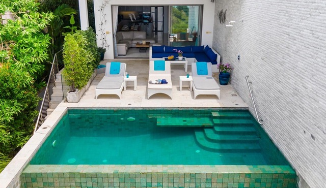 Shades of Blue - 2 Bedroom Luxury Rental Villa