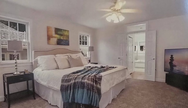 Spacious 5-bedroom house in Dedham MA Soccer field 4x4, +outdoor living