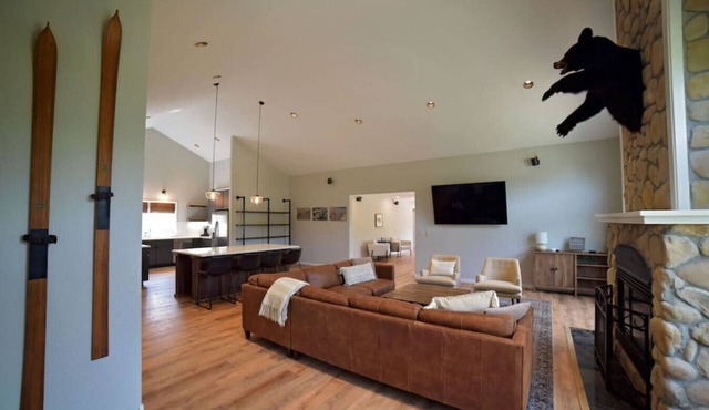 Spacious and Scenic Mountain Home in Silverthorne