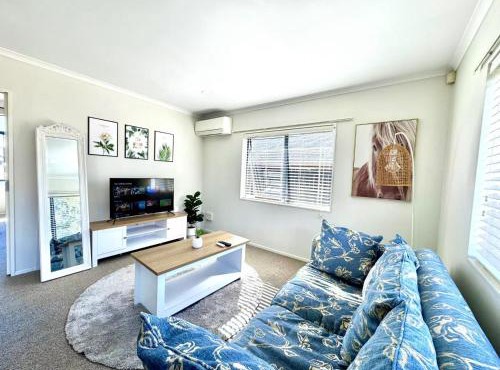 Spacious Comfty 4 BDMs House in Rototuna in Hamilton