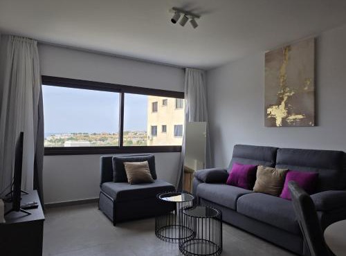 Spacious Two Bedroom Suites in Old Town