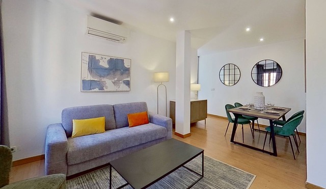 Spectacular apartment in Cuatro Caminos