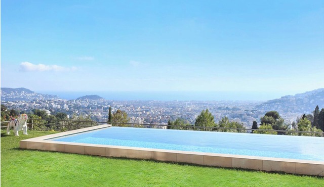 Splendid villa, sea view infinity pool in nice