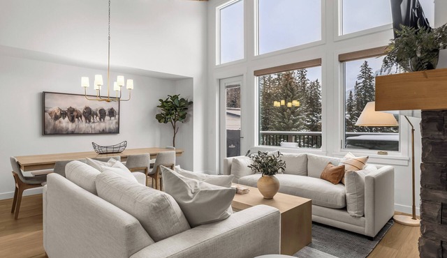 Spring Creek Vacations 4 BR Villa TMV12 in Canmore