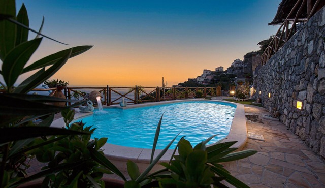 Spring Villa with panoramic views and private pool