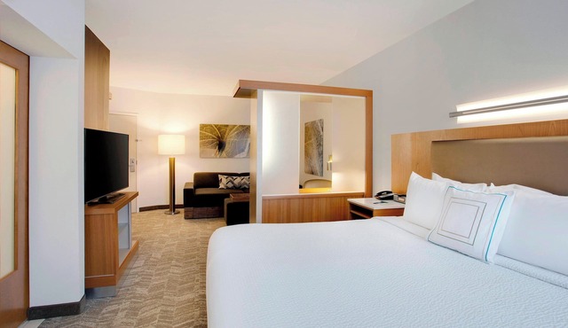 Springhill Suites Marriott Airport in Windsor Locks