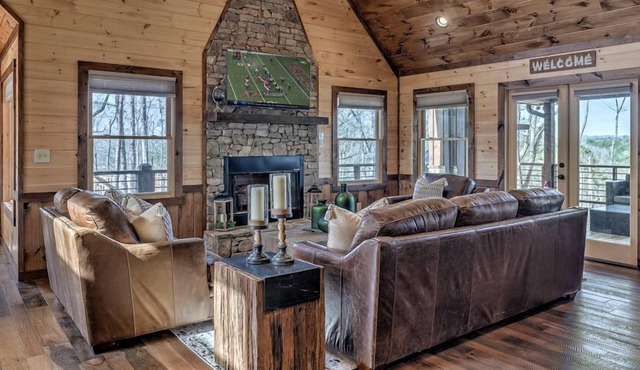 Star Creek Chalet - King Beds | Game Room | Hot Tub | Walking Distance to Lake in Morganton