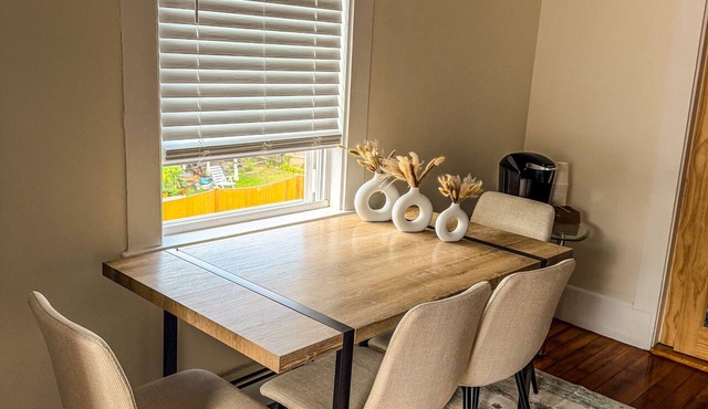 Stay by the Ocean & Downtown Beverly - Cozy 2BR with Parking in Beverly
