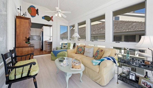 Stunning Oceanfront Villa with Gorgeous Sights in Georgetown, South Carolina in Georgetown