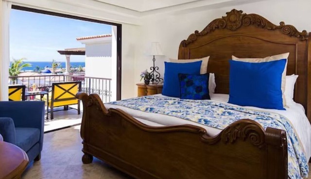 Stunning Villa, views of the Sea of Cortez, private balconies and private pool.
