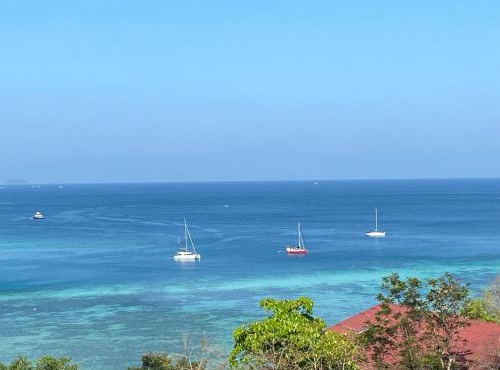 The view Hostel in Phi Phi Islands