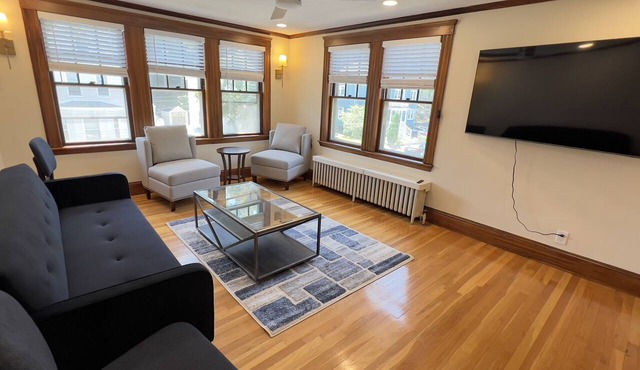 Tranquil Renovated 3BR Allston Condo + Parking , Close to Harvard/BU/BC/MIT!