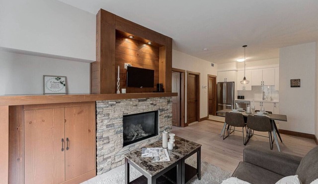 Tremblant Alpine Haven | Ski-In/Out | Pool & Spa in Mont-Tremblant