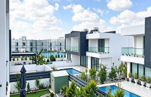 Twinsalamis Salamis Bestwins Luxury Family Villa - Private Pool - 5 mins to Beach - Park & Cafe Nearby