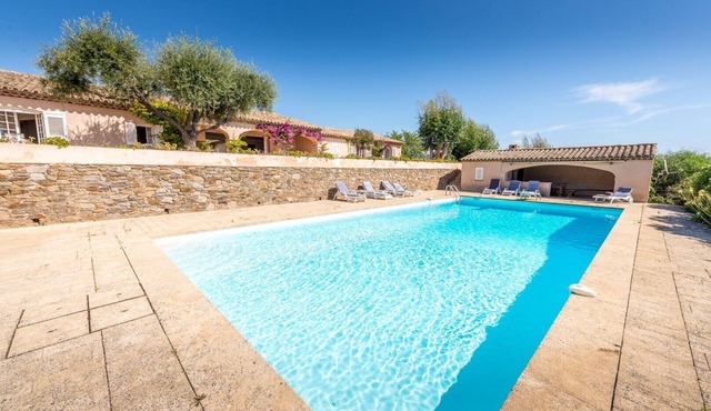 Typical Provencal farmhouse with magnificent sea view in Sainte-Maxime
