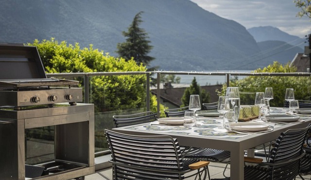 Venez Chez Vous Le Chalet de Bredanne in Doussard