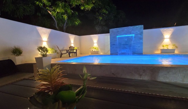 Villa Estrella swimming pool BBQ wifi free parking 3BR