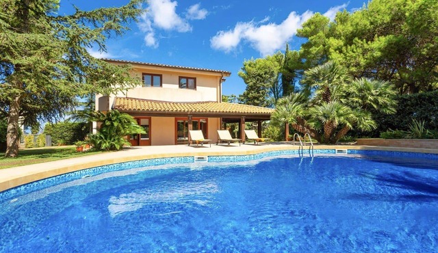 Villa Acquamarina with pool - My Rental Homes