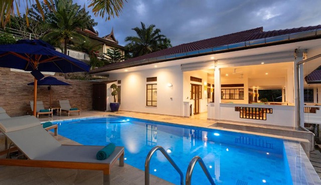 VILLA BAAN ANGELO tropical 3bedrooms pool villa Kata in Ban Kata