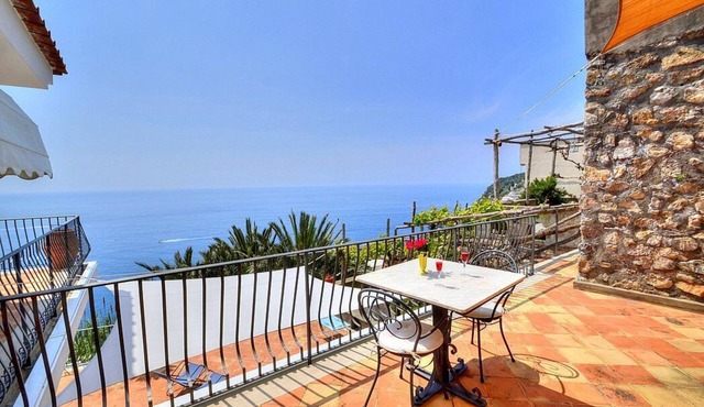 Villa Fabiola: A bright and elegant three-story villa with the fascination of the typical and ancient mediterranean houses.