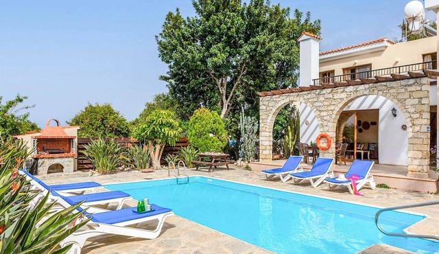 Villa Irene Polis - Three Bedroom Villa, Sleeps 6