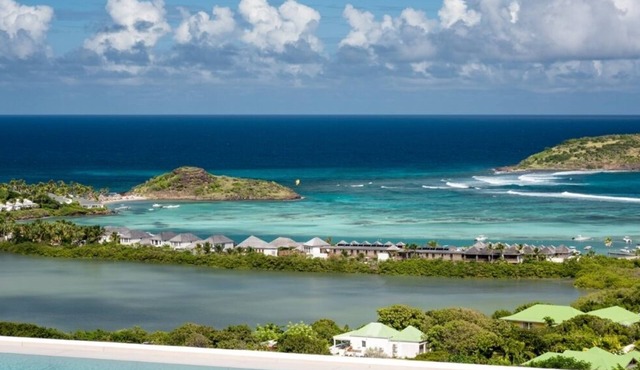 Villa Iris | Ocean View - Located in Wonderful Grand Cul de Sac with Private Pool