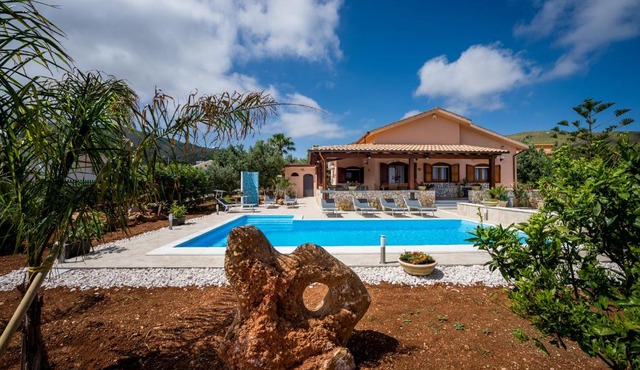 Villa Mirto