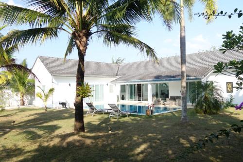 Villa Numphea, villa privée avec piscine à Khao Lak