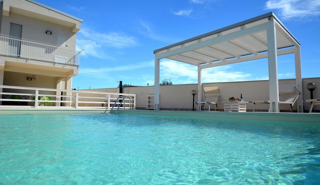 Villa Orange with Private Pool & Wi-Fi