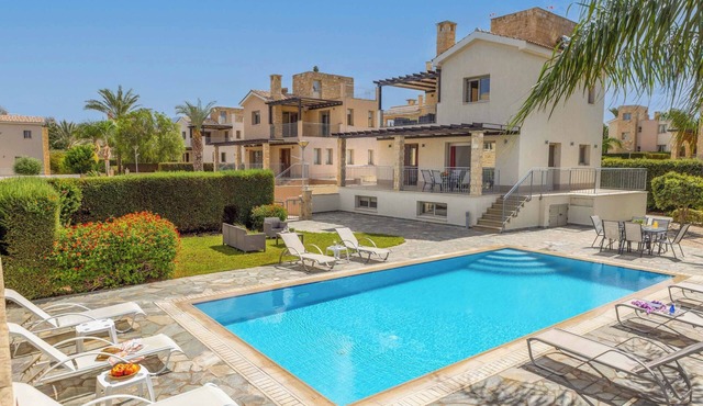 Villa Prosperity - Four Bedroom Villa, Sleeps 8