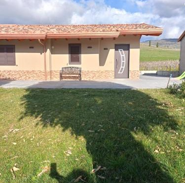 villa VM in Maniace