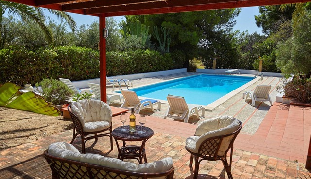 Villa with pool in Sciacca, 4 bedrooms - May and June offers -15%
