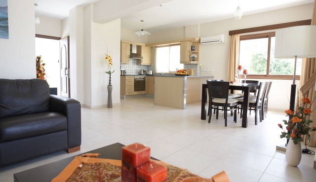 Vineland Holiday Villas