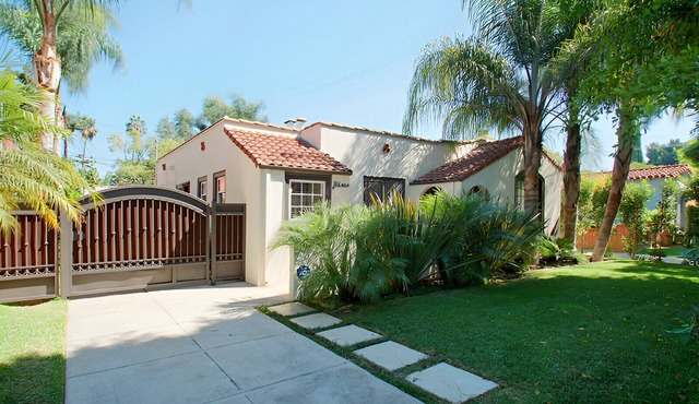 WeHo Central 3-bedroom 2 bath Spanish Colonial & Garden in Los Angeles